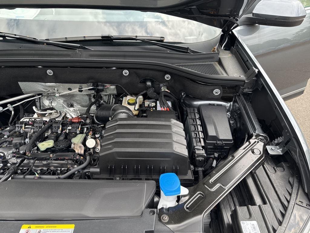 2025 Volkswagen Atlas SEL photo 39