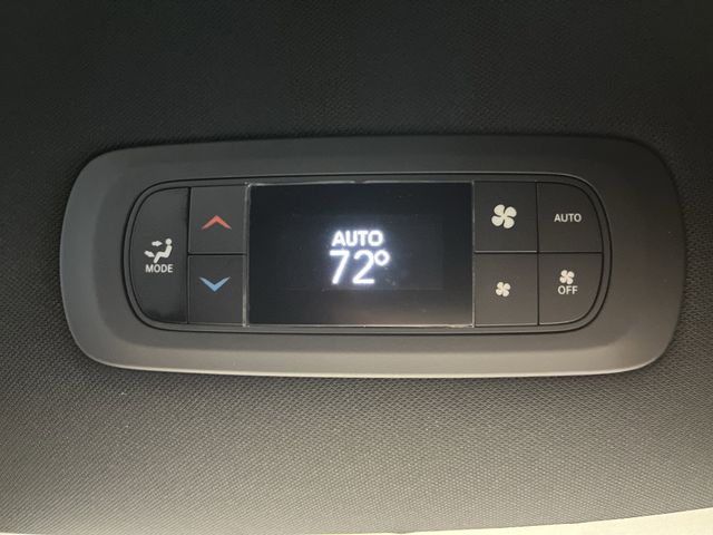 2026 Chrysler Pacifica photo 29