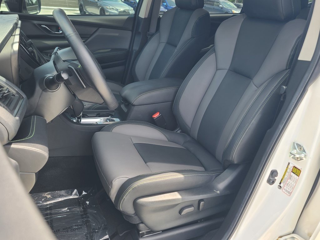 2024 Subaru Ascent Onyx Edition photo 16
