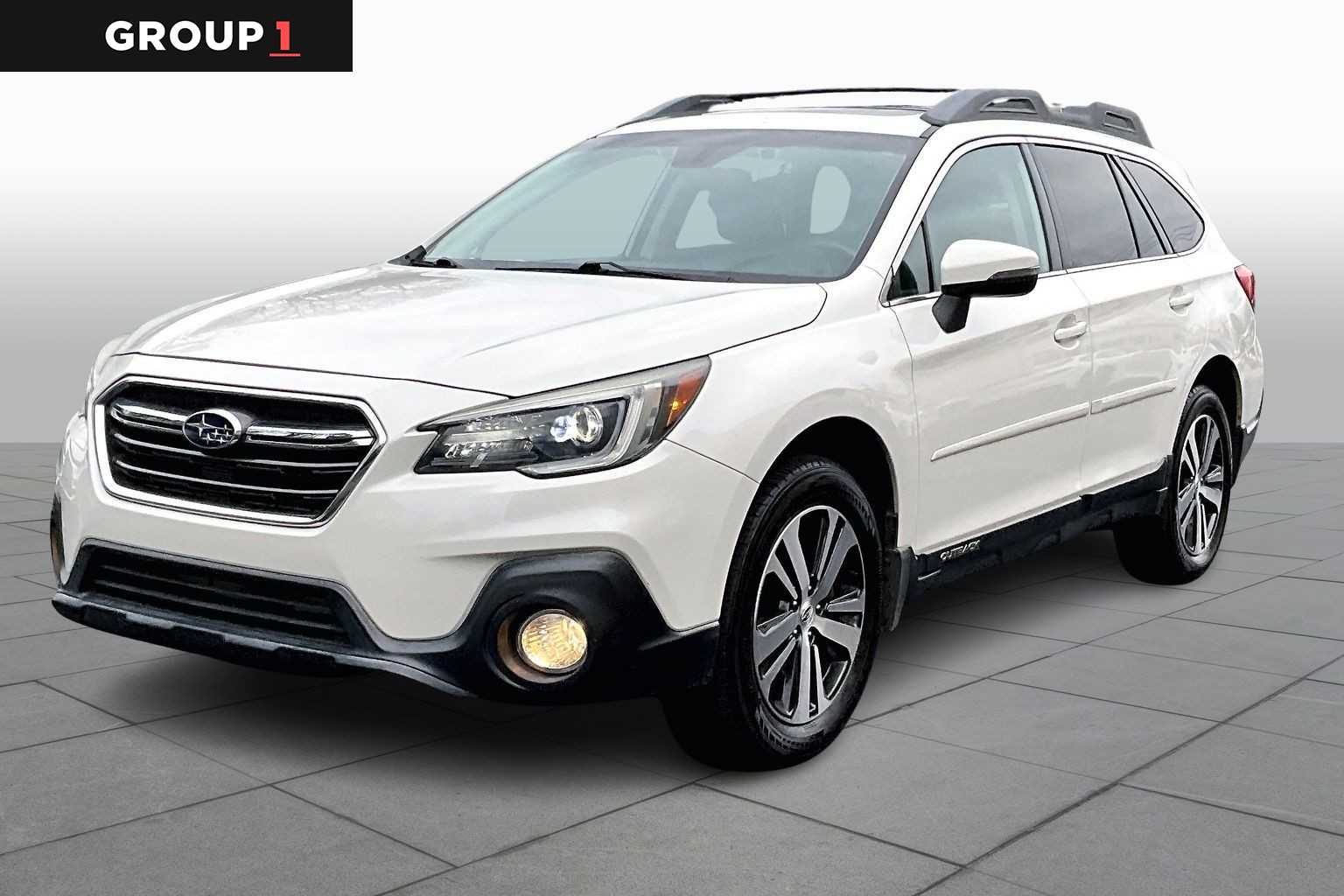 2018 Subaru Outback Limited's photo