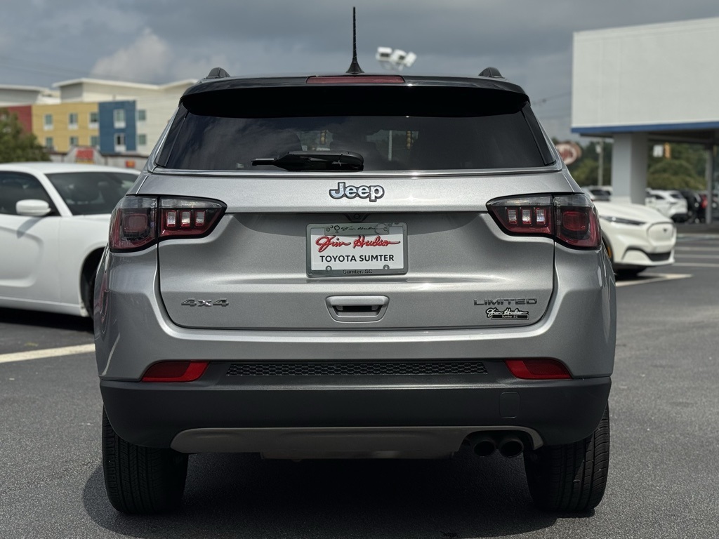 2022 Jeep Compass Limited photo 6