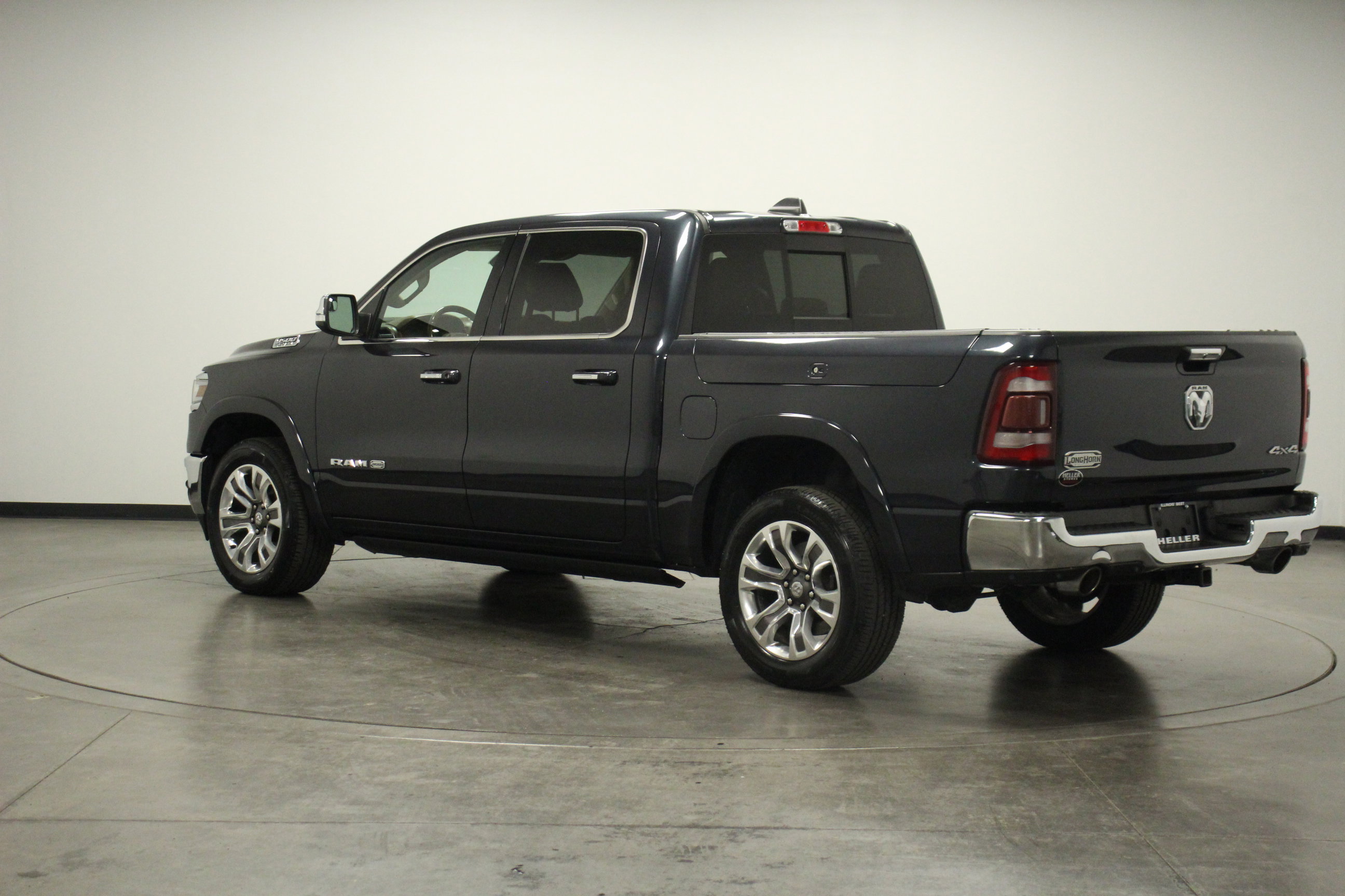 2019 Ram 1500 Laramie Longhorn photo 5