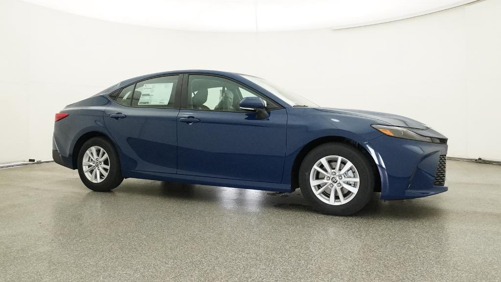 2026 Toyota Camry LE photo 28