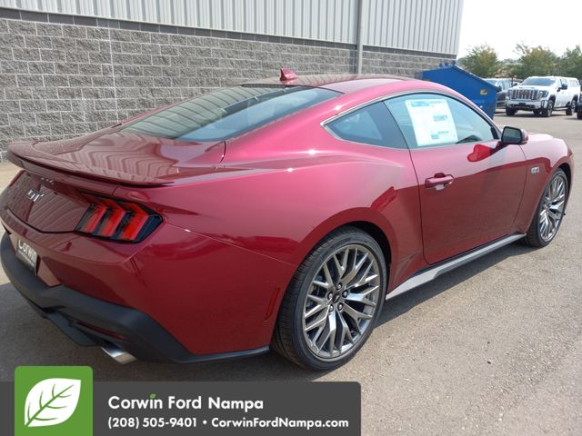 2025 Ford Mustang GT Premium photo 3
