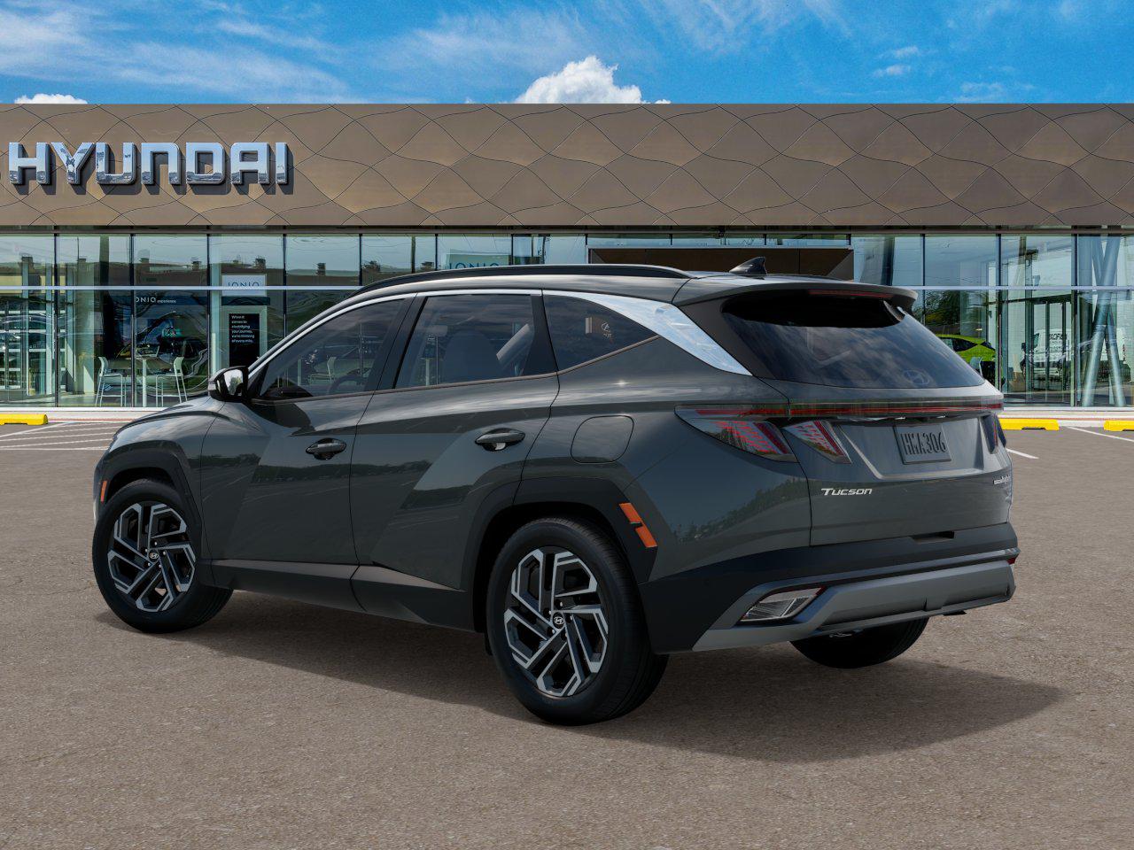 2025 Hyundai Tucson Hybrid Limited photo 3