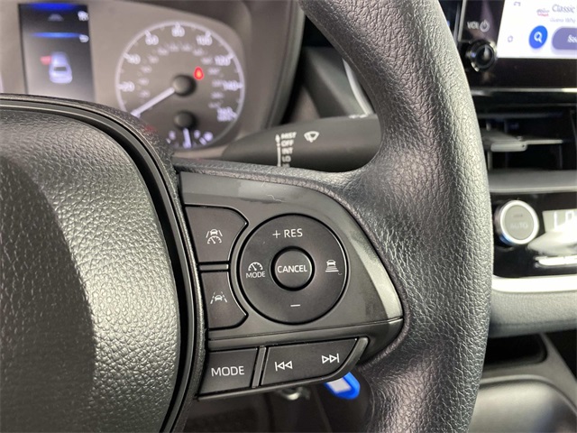 2025 Toyota Corolla LE photo 14