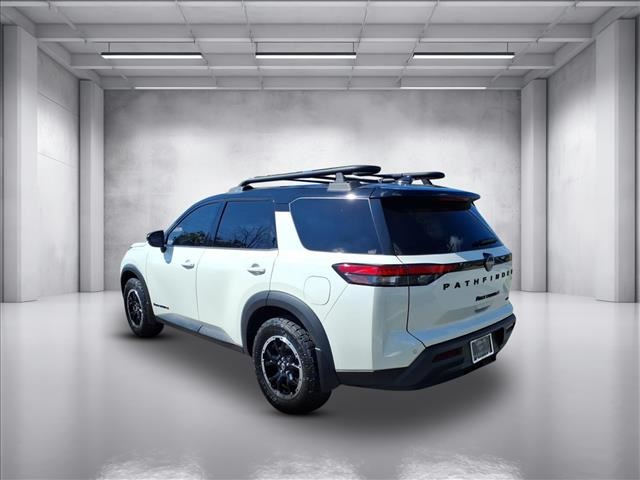 2023 Nissan Pathfinder Rock Creek photo 4
