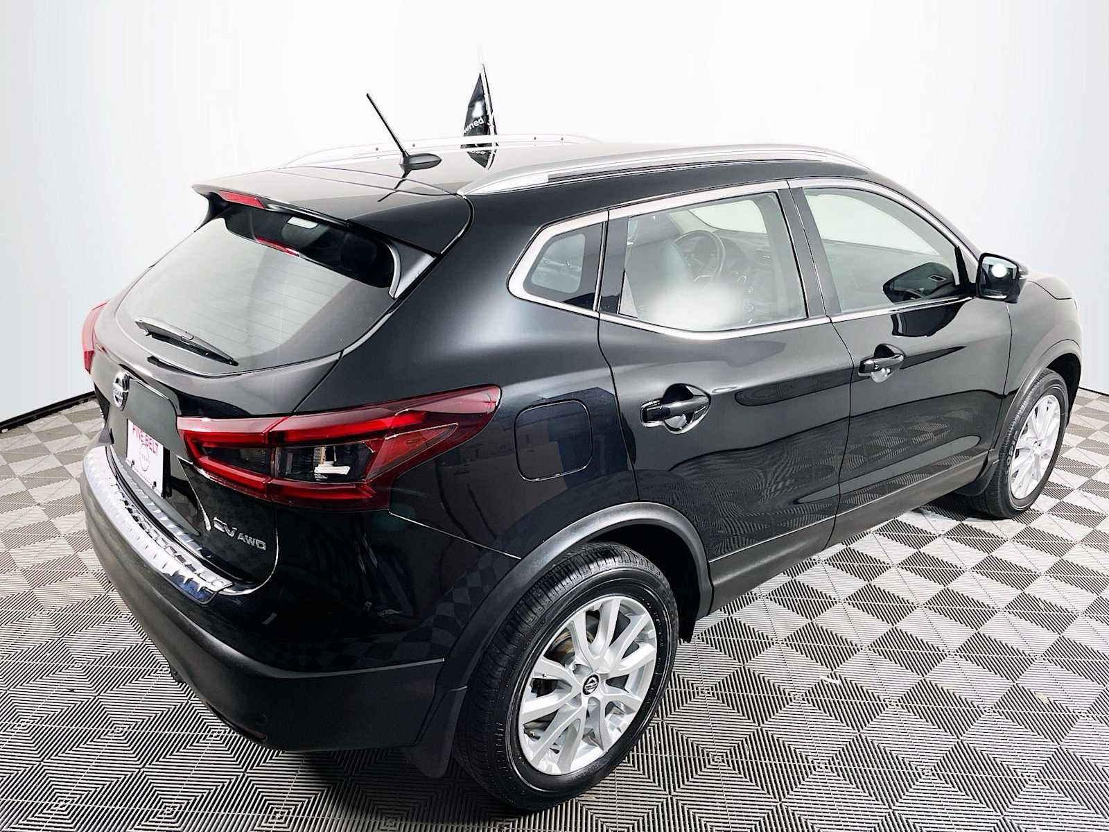 2022 Nissan Rogue Sport SV photo 4