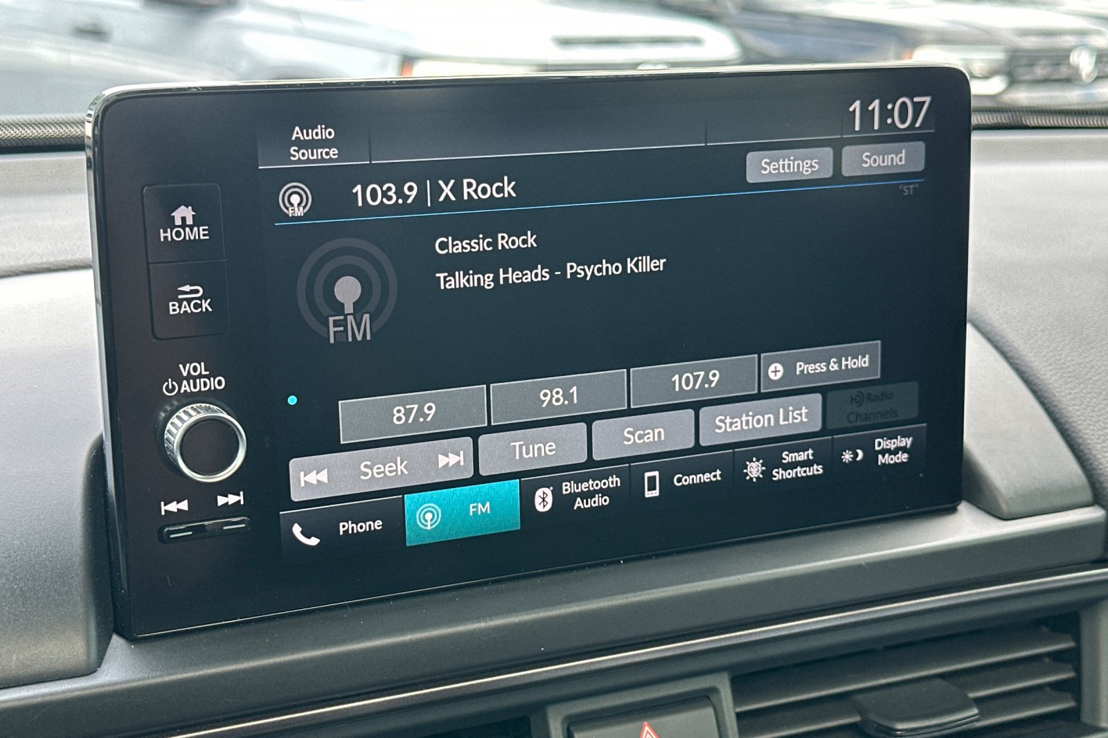 2023 Honda Pilot TrailSport photo 24