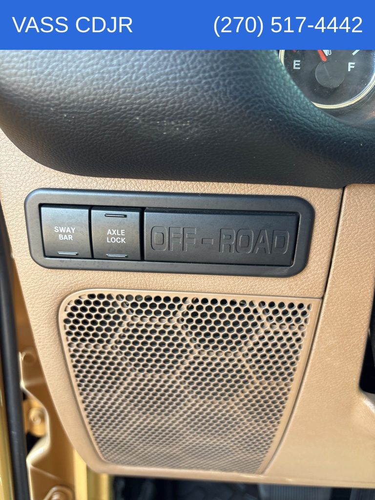 2014 Jeep Wrangler Unlimited Rubicon photo 16