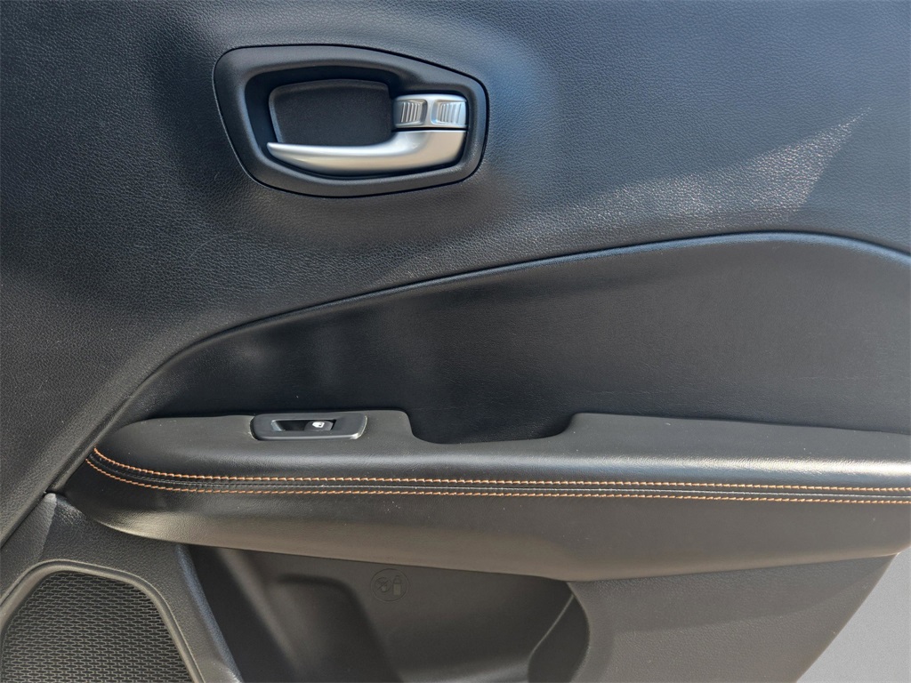 2019 Jeep Compass Limited photo 21
