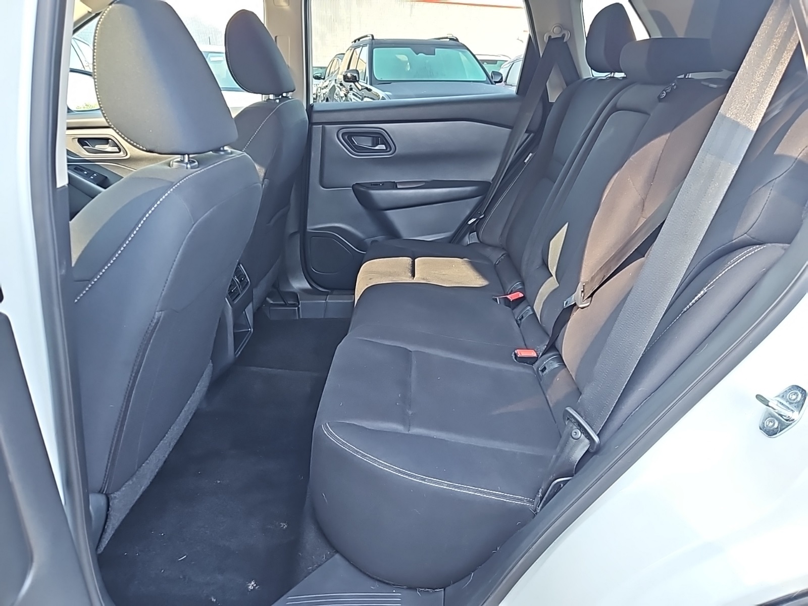 2024 Nissan Rogue S photo 4