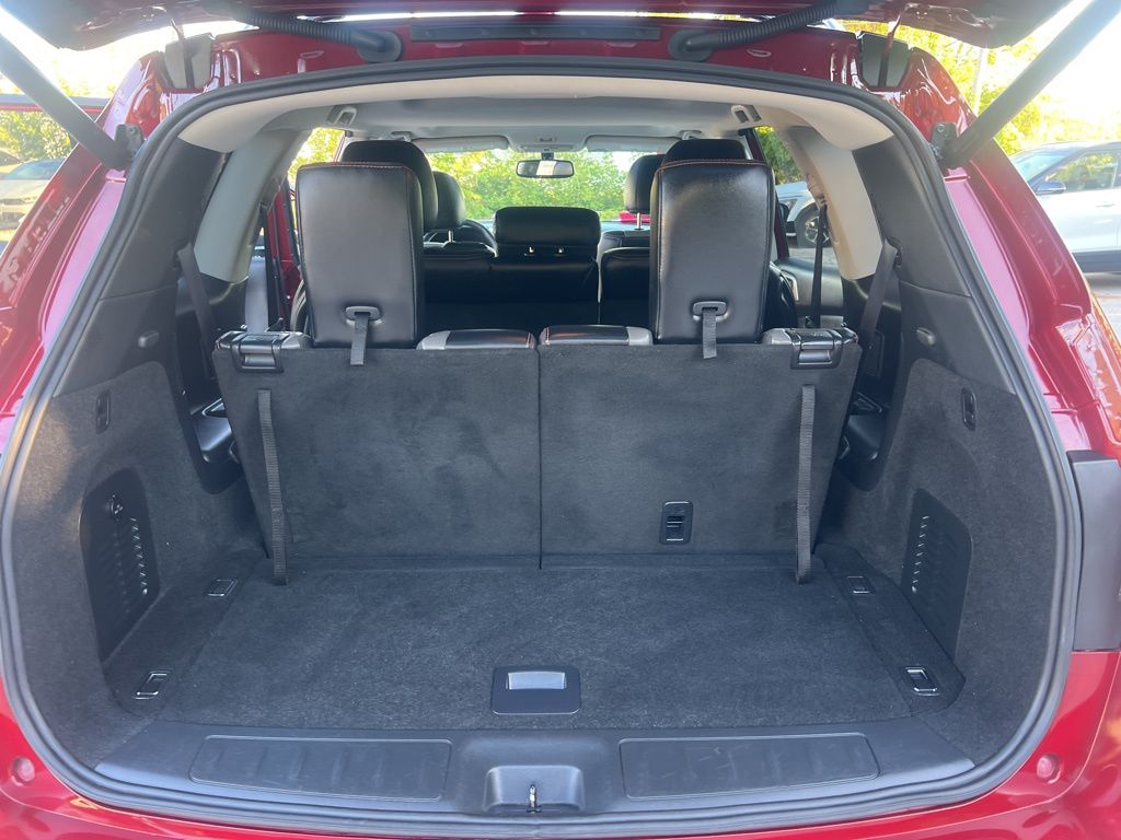 2020 Nissan Pathfinder SL photo 11