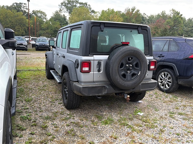 2018 Jeep Wrangler Unlimited Sport photo 2