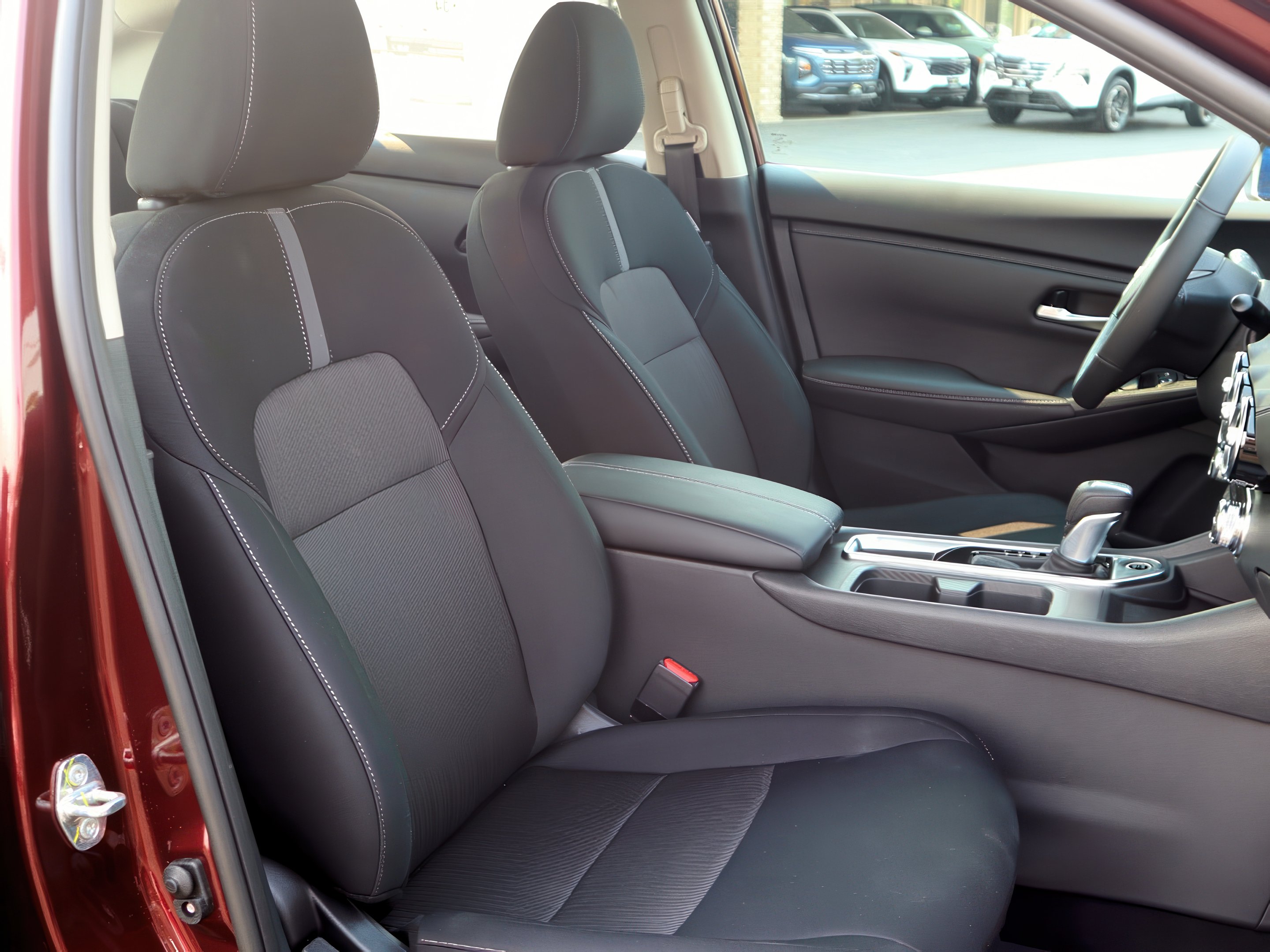2025 Nissan Sentra SV photo 23