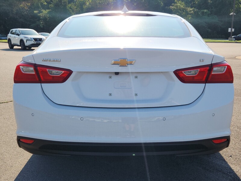2025 Chevrolet Malibu 1LT photo 3