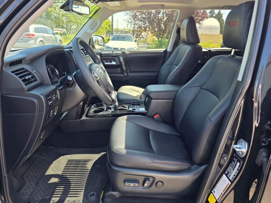 2021 Toyota 4Runner TRD Off-Road Premium photo 17