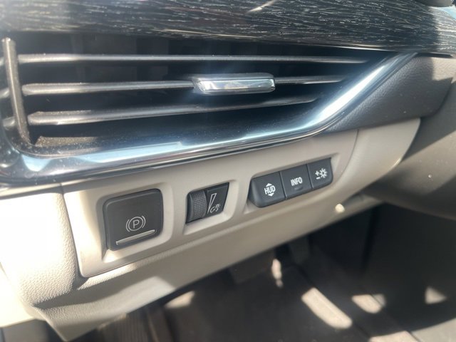2023 Cadillac XT4 Premium Luxury photo 6