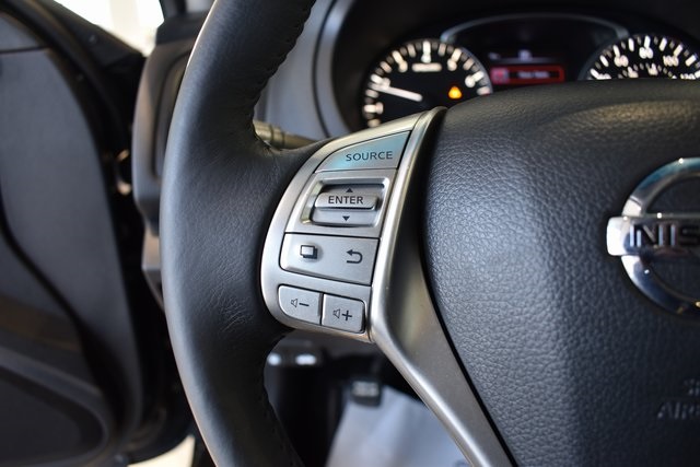 2017 Nissan Altima 2.5 SL photo 17