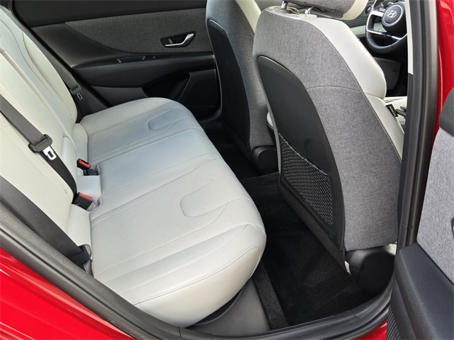 2023 Hyundai Elantra Limited photo 15