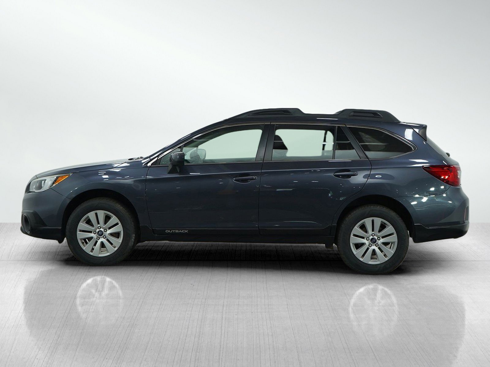 Used 2015 Subaru Outback Premium with VIN 4S4BSACC6F3217246 for sale in Burnsville, Minnesota