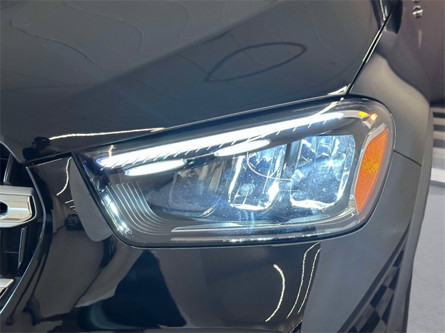 2025 Mercedes Benz GLE 350 4MATIC photo 4