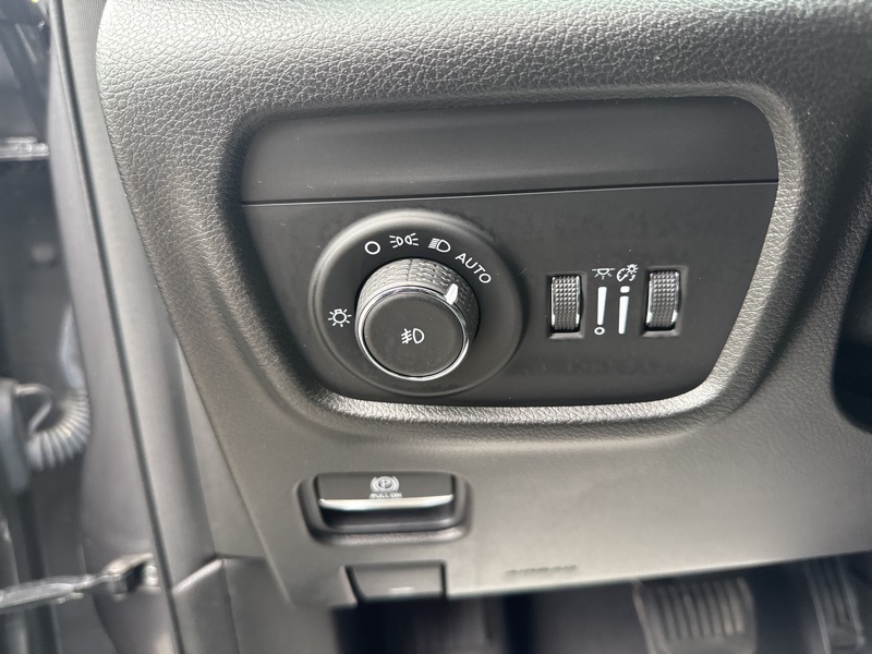 2021 Jeep Grand Cherokee Overland Sport photo 21