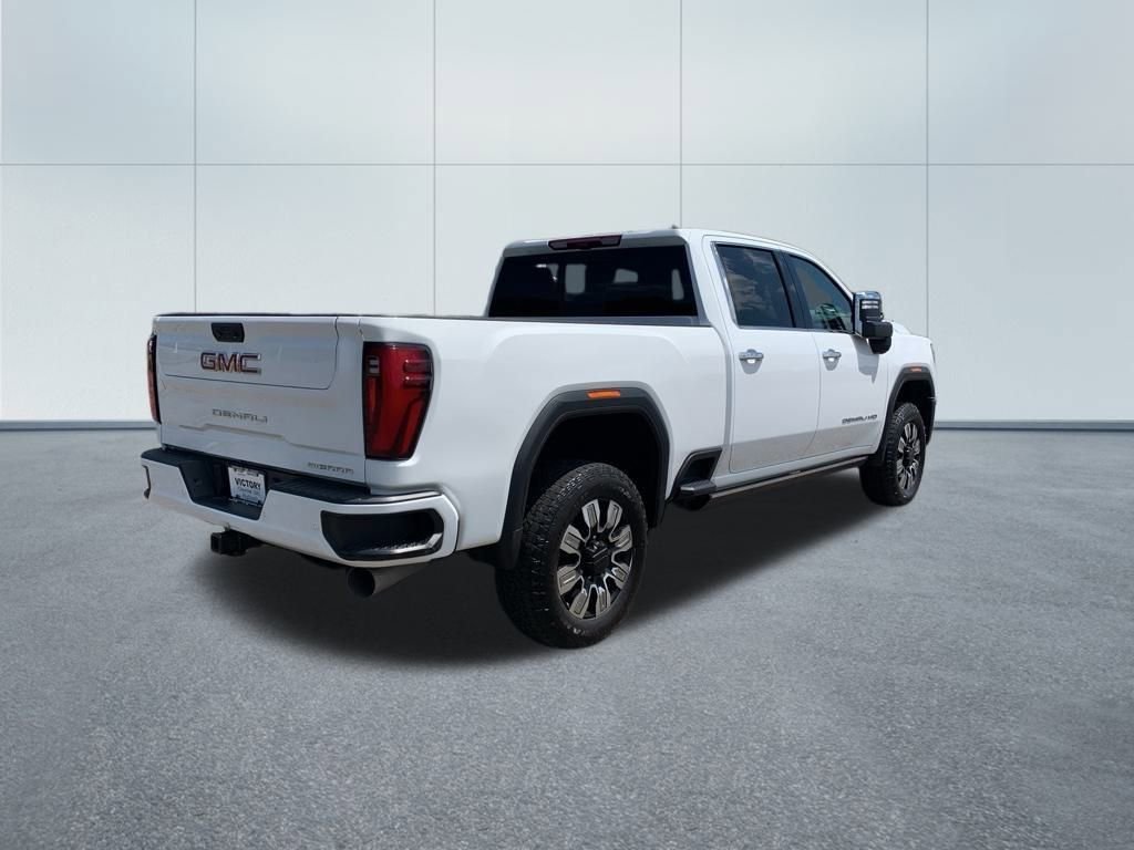 2024 Gmc Sierra 2500 HD Denali photo 3