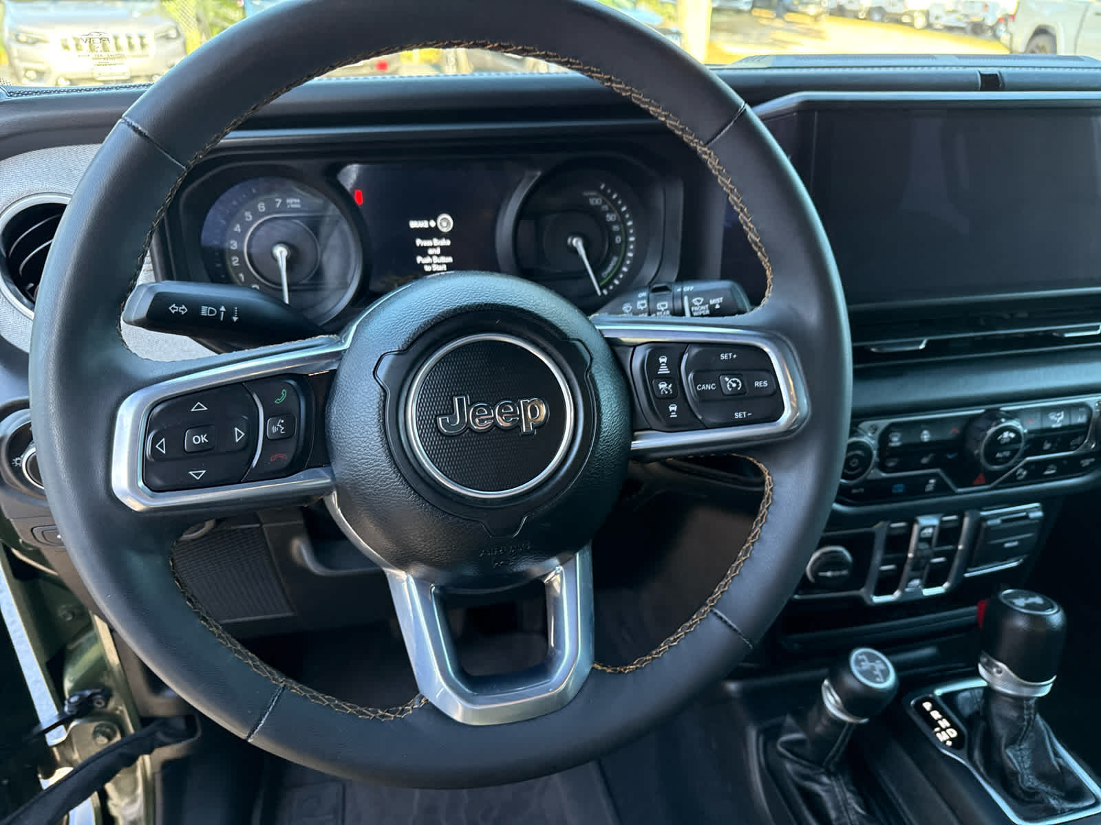 2024 Jeep Wrangler 4xe Sahara photo 11