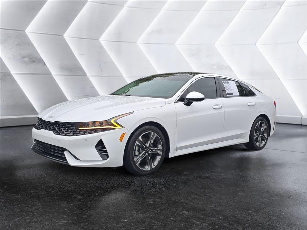 2022 Kia K5 EX's photo