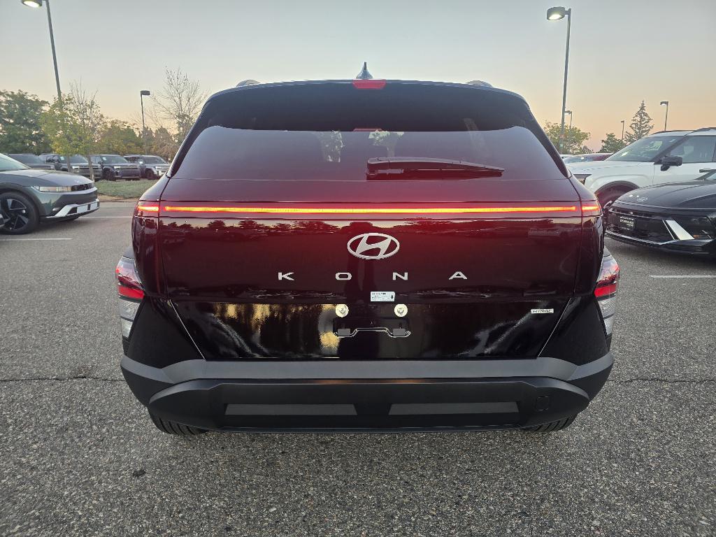 2026 Hyundai Kona SEL photo 4