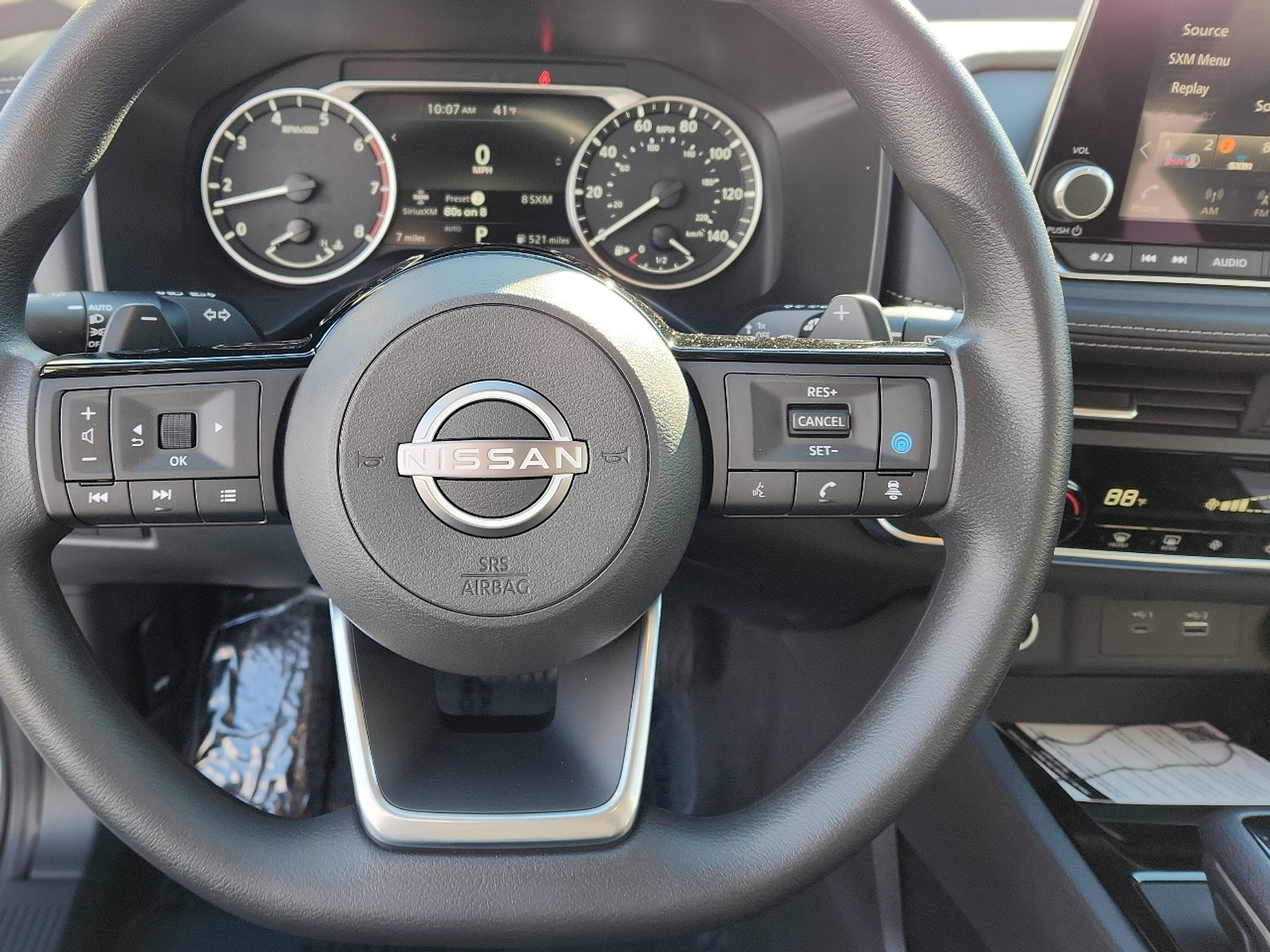 2023 Nissan Rogue SV photo 9