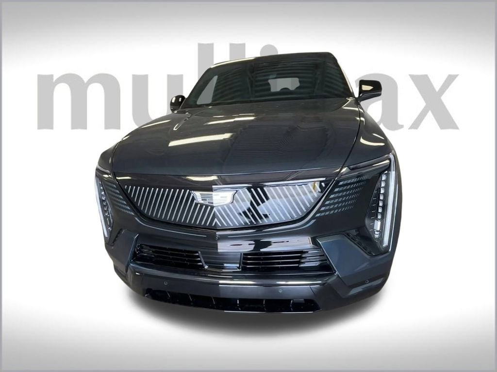 2025 Cadillac Escalade IQ Sport photo 3