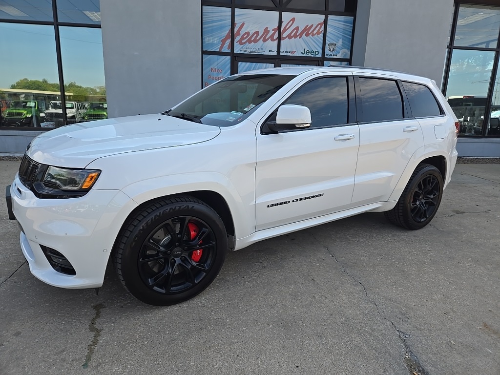 2017 Jeep Grand Cherokee SRT8 photo 2