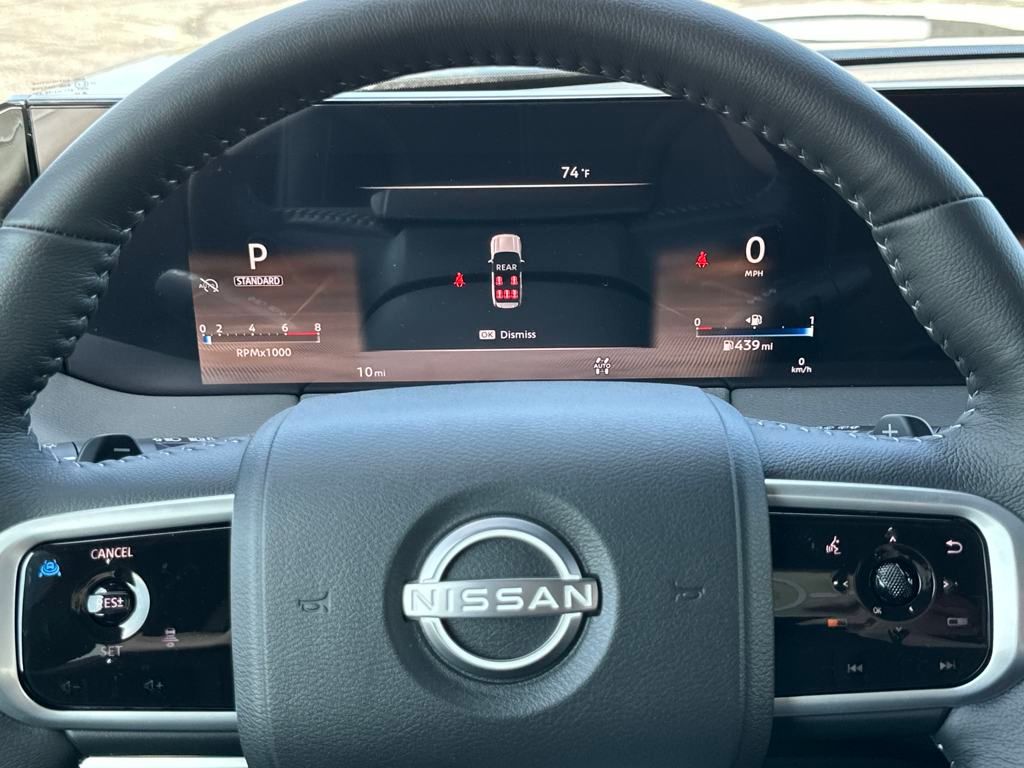 2025 Nissan Armada SL photo 23