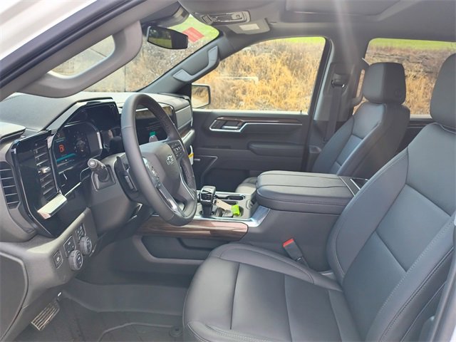 2026 Chevrolet Silverado 1500 RST photo 17