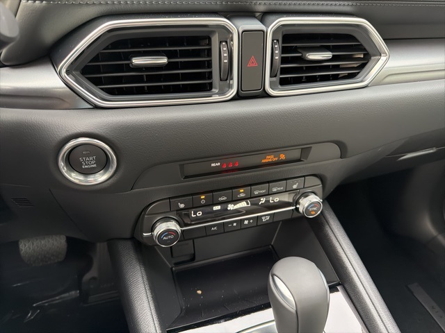 2025 Mazda CX-5 2.5 S Preferred photo 16