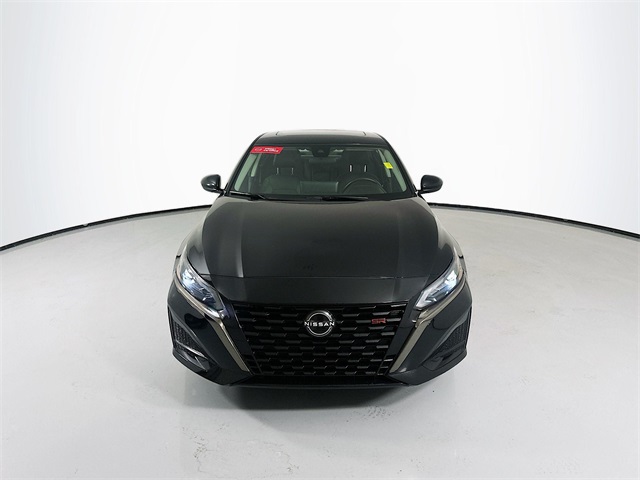 2024 Nissan Altima 2.5 SR photo 3