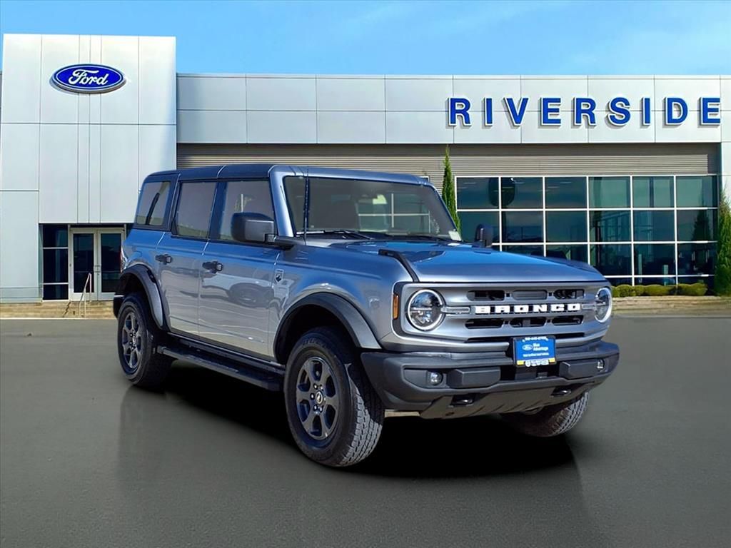 2024 Ford Bronco 4-Door Big Bend's photo