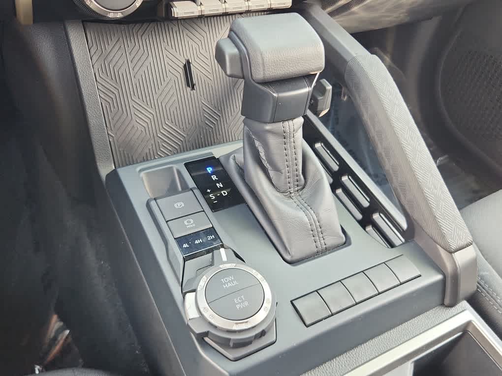 2025 Toyota Tacoma SR5 Double Cab photo 10