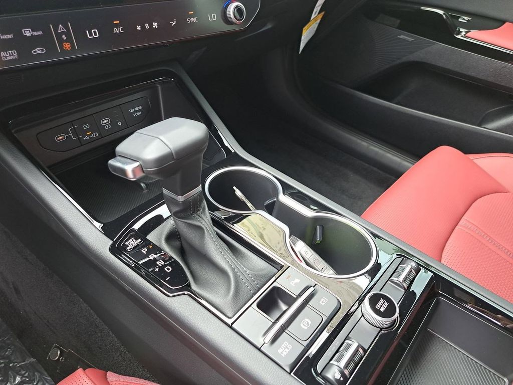 2026 Kia K5 GT-Line photo 18