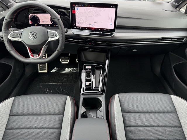 2026 Volkswagen Golf GTI SE photo 3