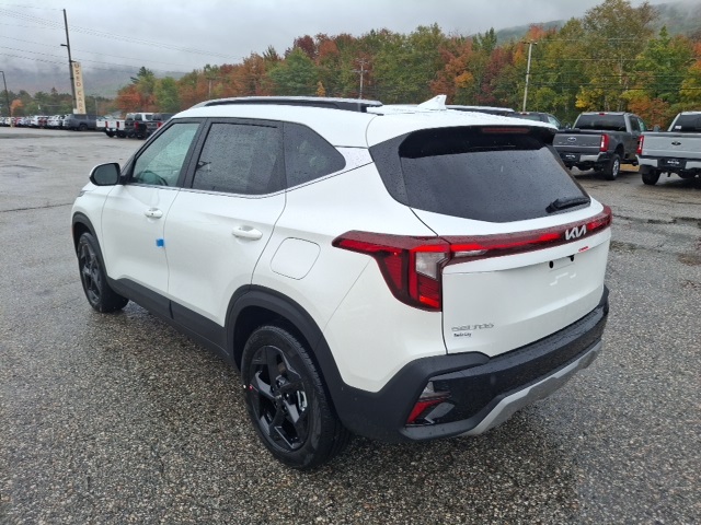 2026 Kia Seltos EX photo 4