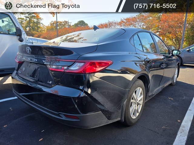 2025 Toyota Camry LE photo 4