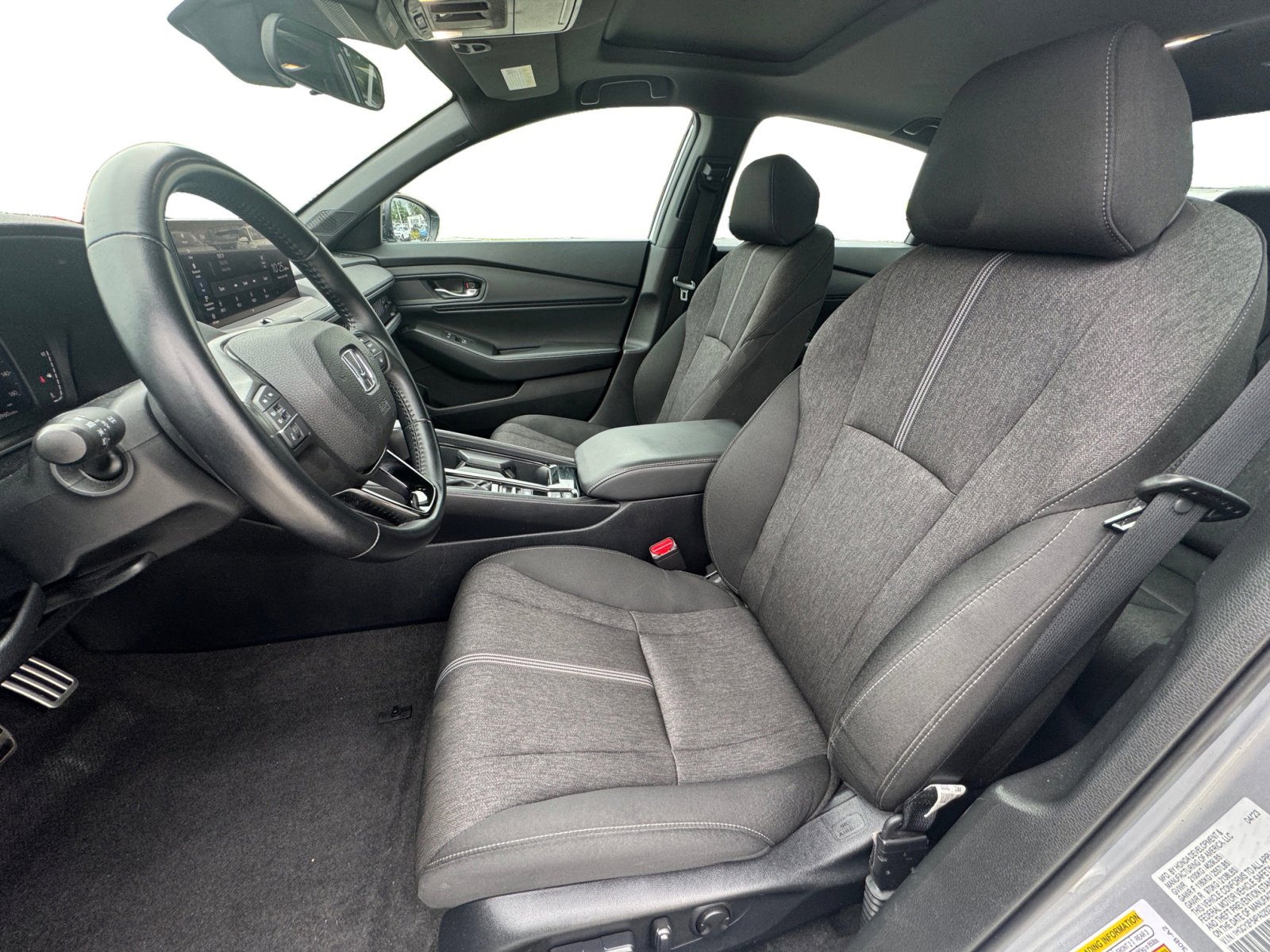 2023 Honda Accord Hybrid Sport photo 2
