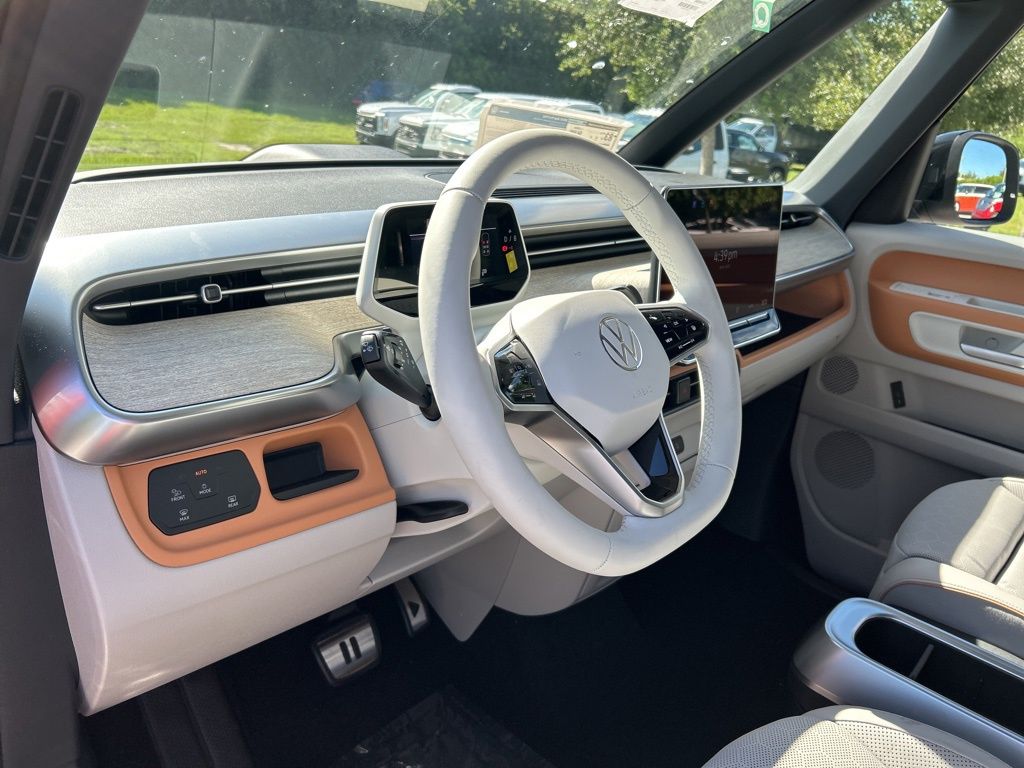 2025 Volkswagen ID. Buzz Pro Plus photo 15