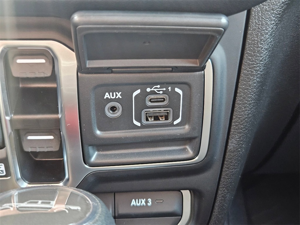 2025 Jeep Gladiator Mojave photo 22
