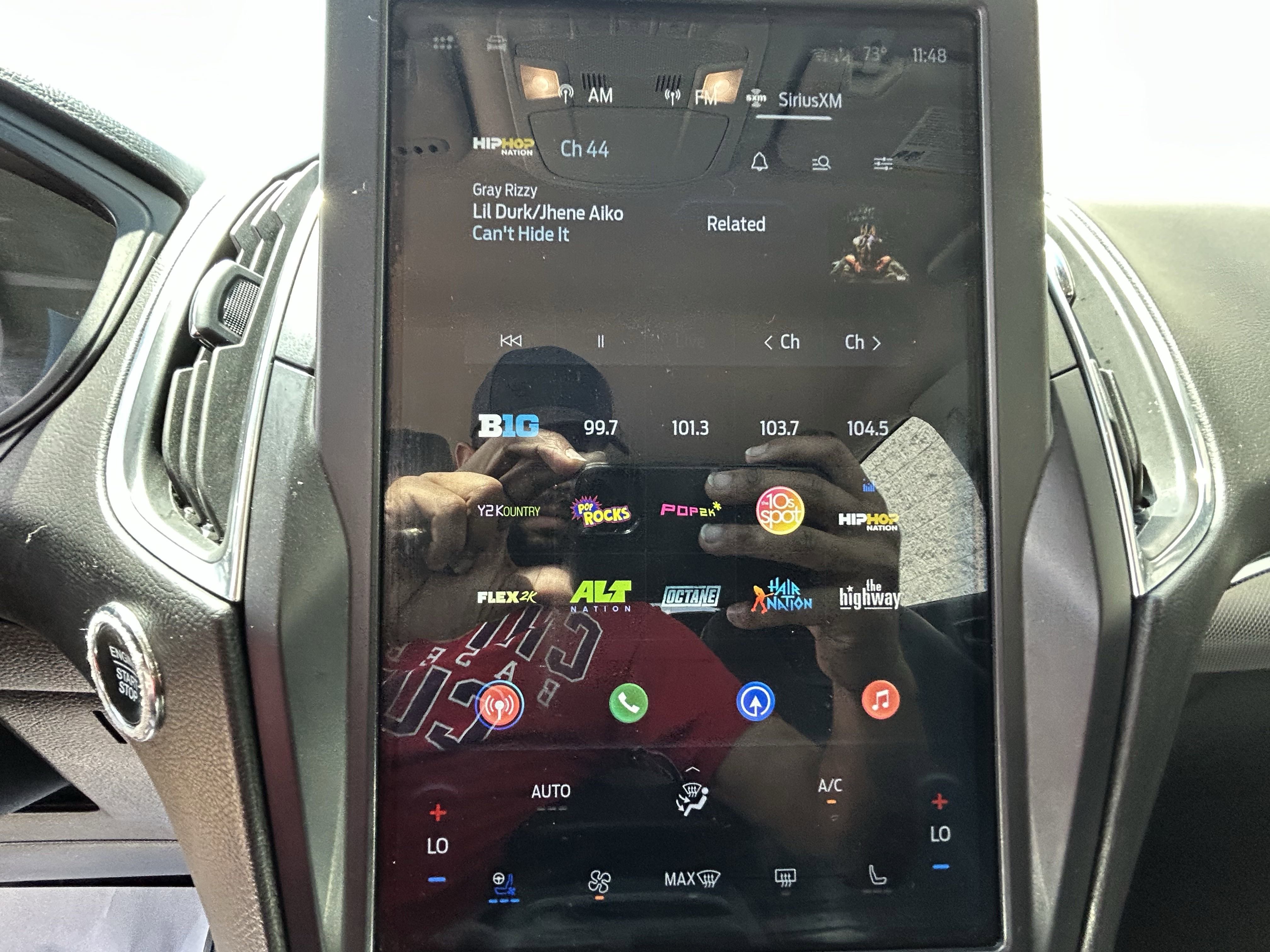 2022 Ford Edge Titanium photo 7