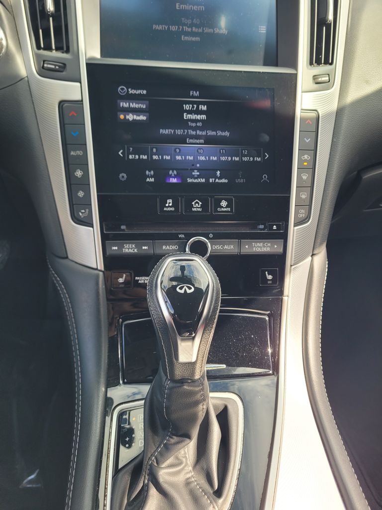 2022 Infiniti Q50 LUXE photo 7