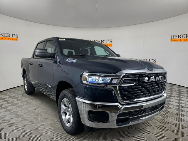 2025 Ram 1500 Tradesman photo 3